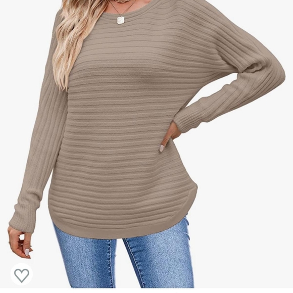 sweater - Picture 4 of 4